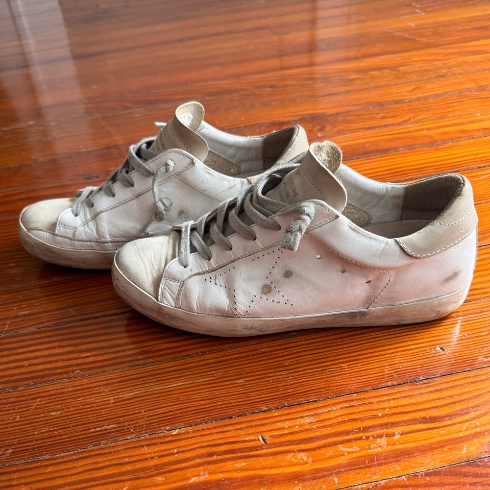 Women’s golden goose super star sneaker - Picture 3 of 7